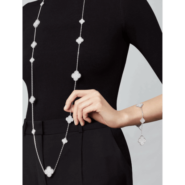 Magic Alhambra Long Necklace - Image 4