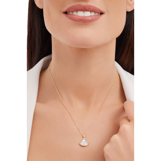 Divas' Dream Necklace - Image 3